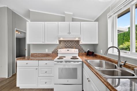 23825 15th Avenue SE Bothell WA 98021