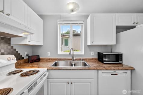 23825 15th Avenue SE Bothell WA 98021