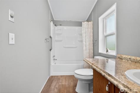 23825 15th Avenue SE Bothell WA 98021