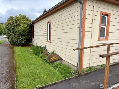 605 Morris Avenue S Renton WA 98057