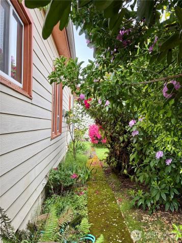 605 Morris Avenue S Renton WA 98057