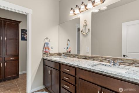 10916 Bay Meadows Lane Burlington WA 98233