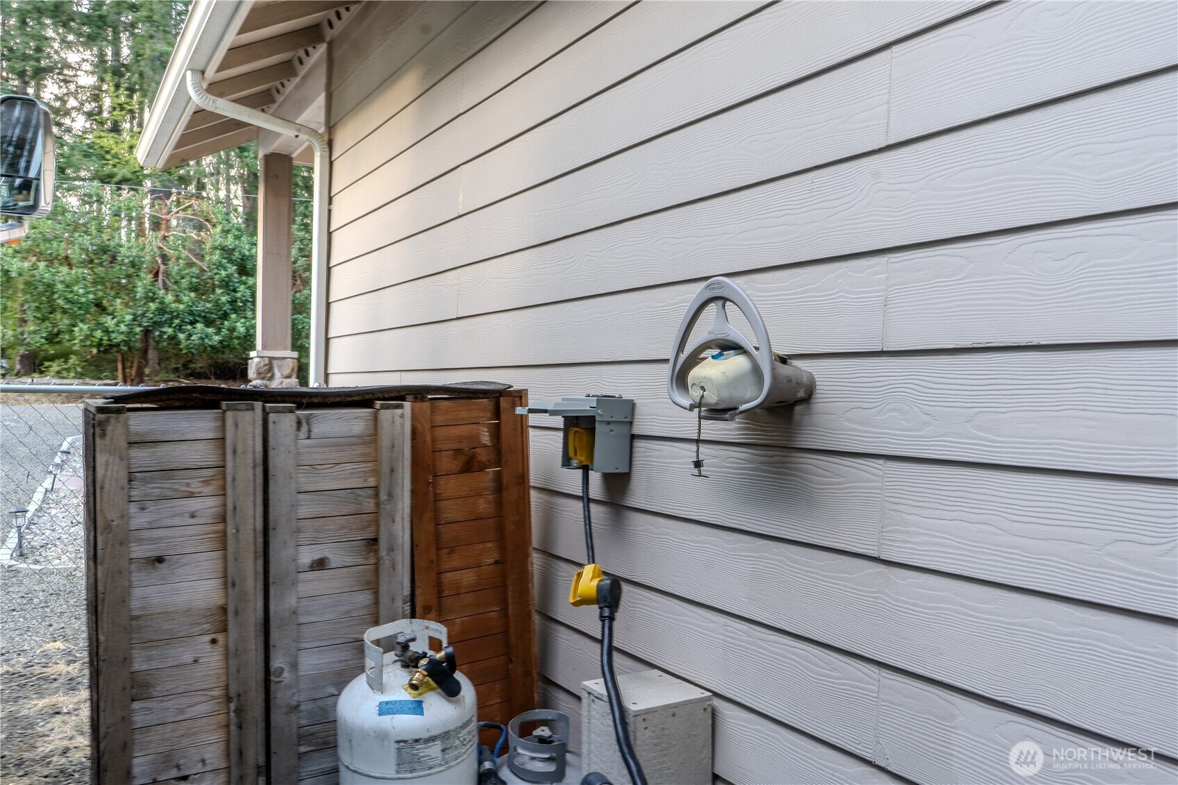 121 E Stavis Road Shelton WA 98584