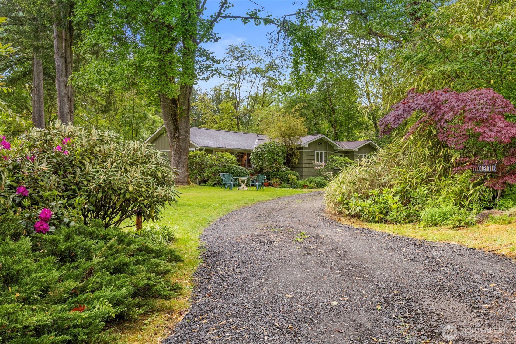 10218 NE Pine Way Bainbridge Island WA 98110