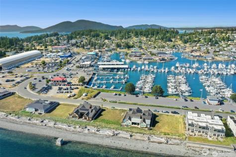 2400 Skyline Way Anacortes WA 98221