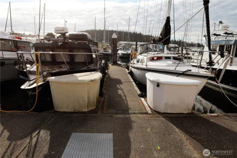 2400 Skyline Way Anacortes WA 98221