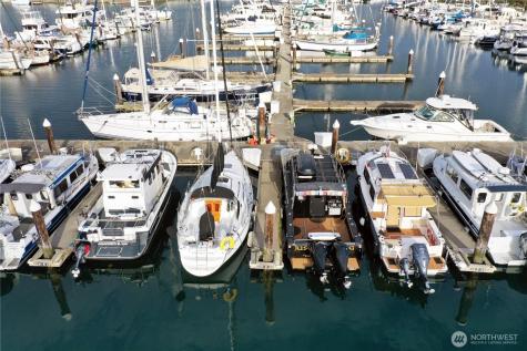 2400 Skyline Way Anacortes WA 98221
