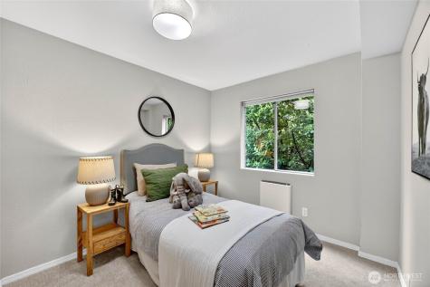 4515 SW Genesee Street Seattle WA 98116