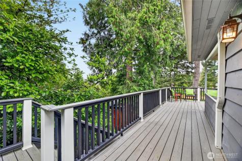 4515 SW Genesee Street Seattle WA 98116