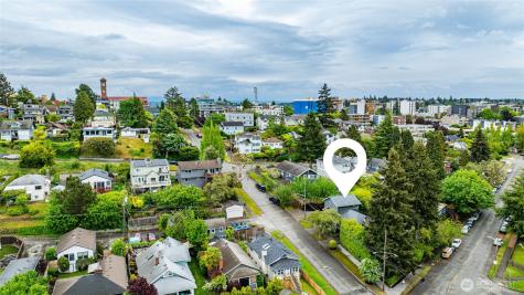4515 SW Genesee Street Seattle WA 98116