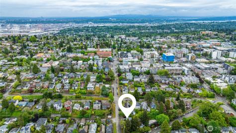 4515 SW Genesee Street Seattle WA 98116