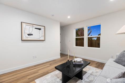 7134 34th Avenue SW Seattle WA 98126