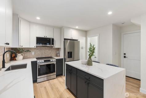7134 34th Avenue SW Seattle WA 98126