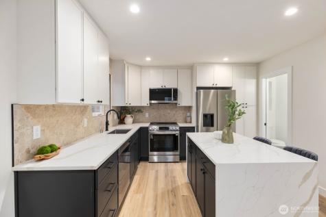7134 34th Avenue SW Seattle WA 98126