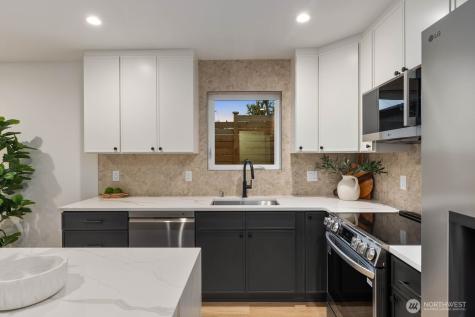 7134 34th Avenue SW Seattle WA 98126