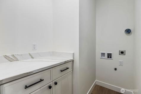 7134 34th Avenue SW Seattle WA 98126