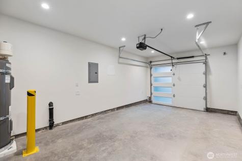 7134 34th Avenue SW Seattle WA 98126