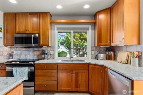 8432 Ayer Street SE Olympia WA 98501