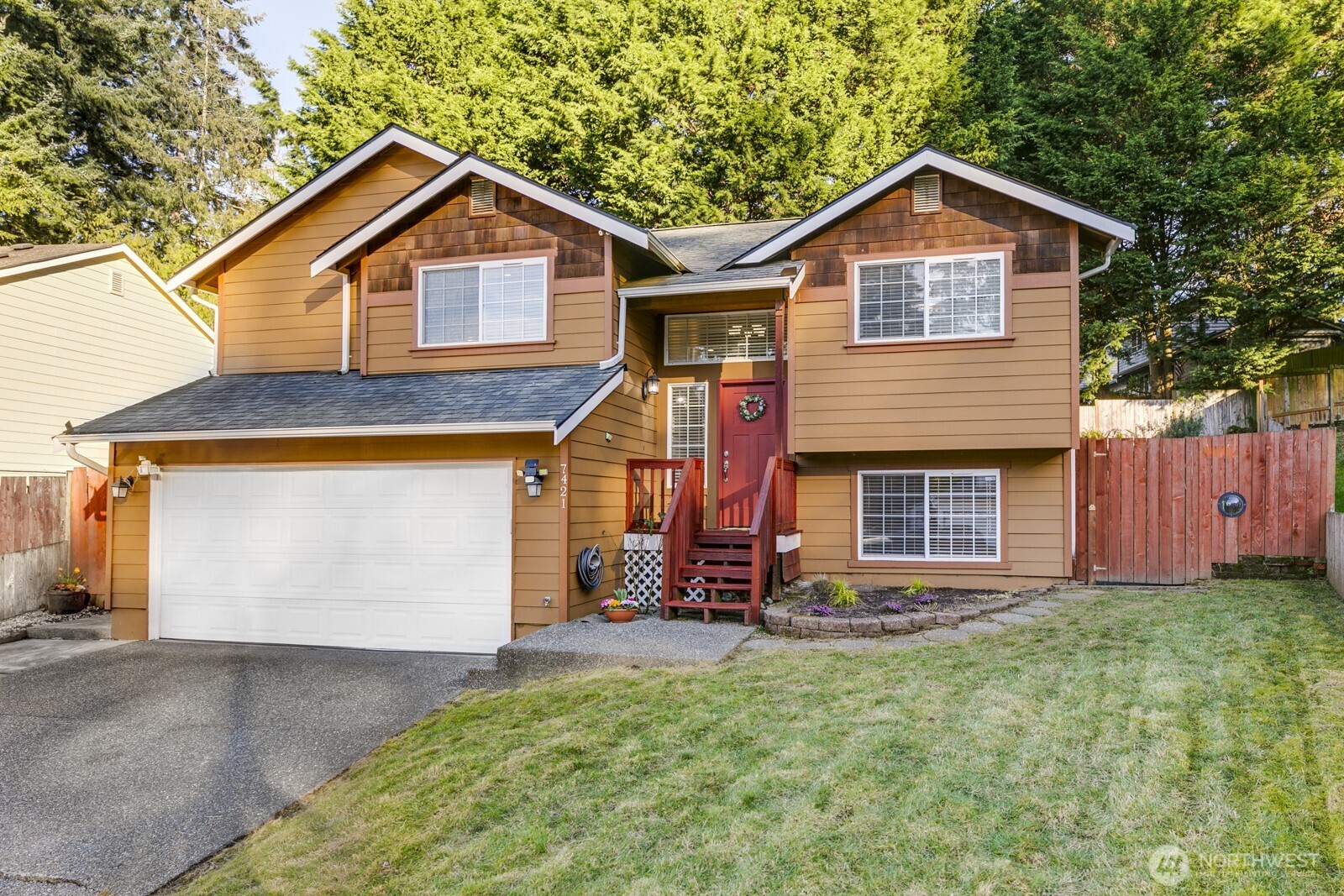 7421 2nd Drive SE Everett WA 98203