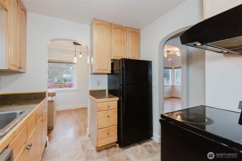 1908 Snyder Avenue Bremerton WA 98312