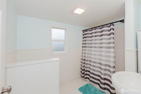 1908 Snyder Avenue Bremerton WA 98312