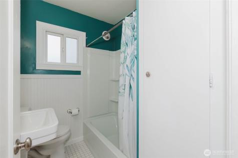 1908 Snyder Avenue Bremerton WA 98312