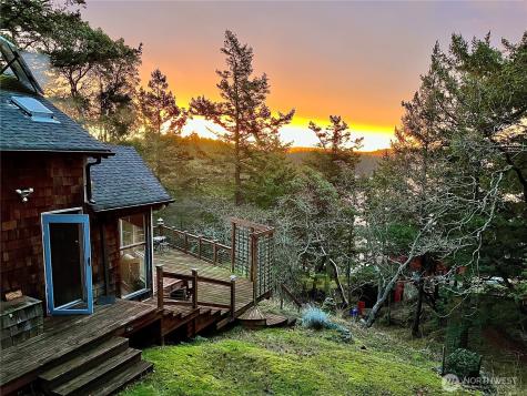 177 Vista Place Stuart Island WA 98250
