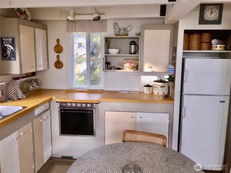 177 Vista Place Stuart Island WA 98250