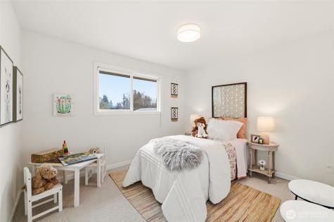422 159th Place SE Bellevue WA 98008