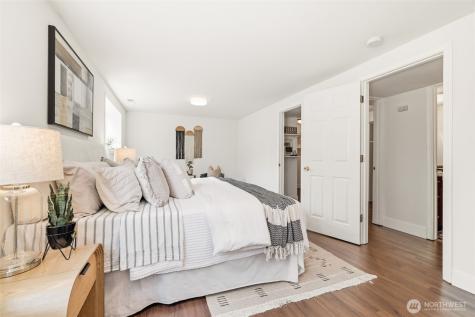 422 159th Place SE Bellevue WA 98008