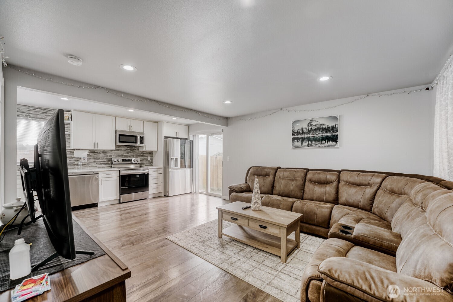 217 Tacoma Boulevard S Pacific WA 98047