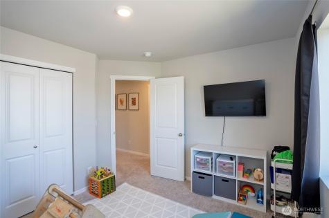 18703 108th Avenue E Puyallup WA 98374