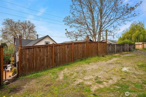 4426 3rd Avenue NW Seattle WA 98107
