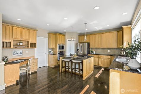 7602 Huckleberry Way SE Snoqualmie WA 98065
