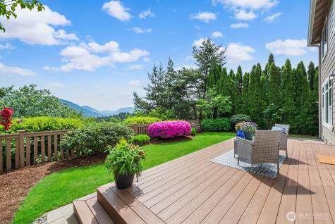 7602 Huckleberry Way SE Snoqualmie WA 98065