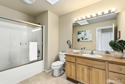 7602 Huckleberry Way SE Snoqualmie WA 98065