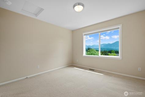 7602 Huckleberry Way SE Snoqualmie WA 98065