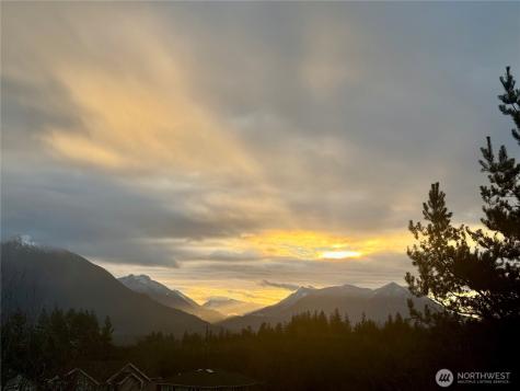7602 Huckleberry Way SE Snoqualmie WA 98065