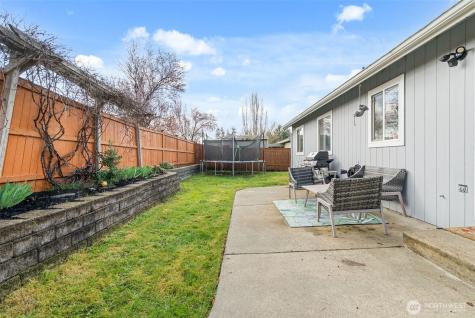 9012 Lealan Court SE Yelm WA 98597