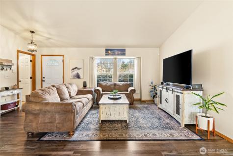 9012 Lealan Court SE Yelm WA 98597