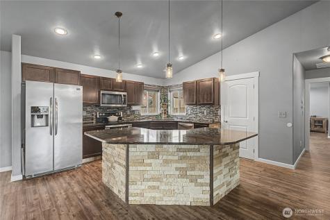 21 Ambrosia Lane Malaga WA 98828