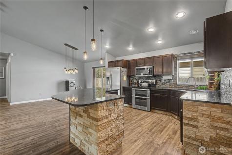 21 Ambrosia Lane Malaga WA 98828
