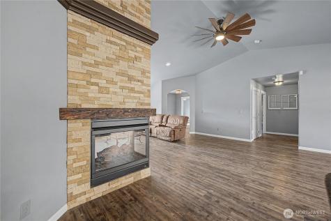 21 Ambrosia Lane Malaga WA 98828