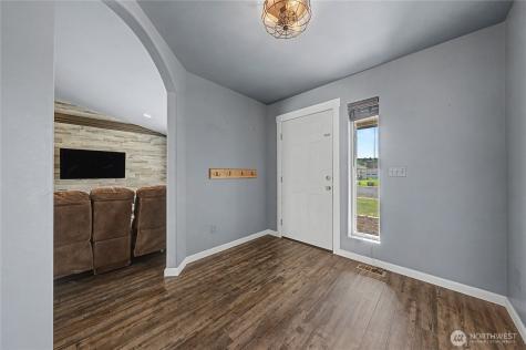 21 Ambrosia Lane Malaga WA 98828