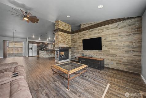 21 Ambrosia Lane Malaga WA 98828