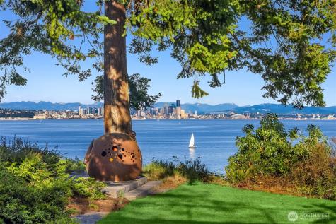 7268 Madrona Drive NE Bainbridge Island WA 98110