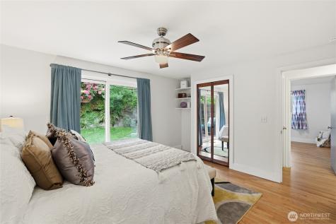 4543 50th Avenue SW Seattle WA 98116