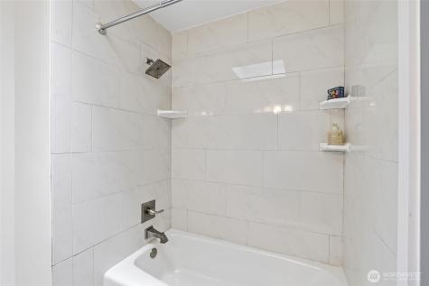 4543 50th Avenue SW Seattle WA 98116