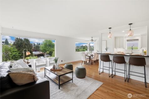 4543 50th Avenue SW Seattle WA 98116