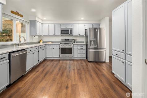 7310 Grove Street Marysville WA 98270